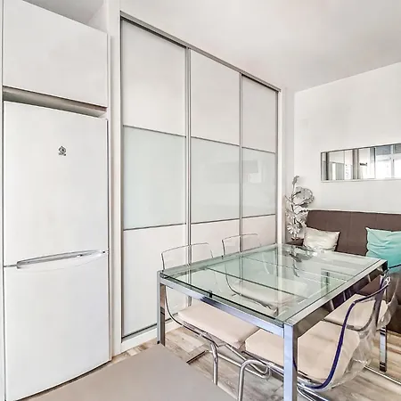 Διαμέρισμα Cozy In With Kitchenette Τορρεμολίνος