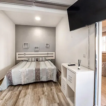 Cozy In With Kitchenette Τορρεμολίνος